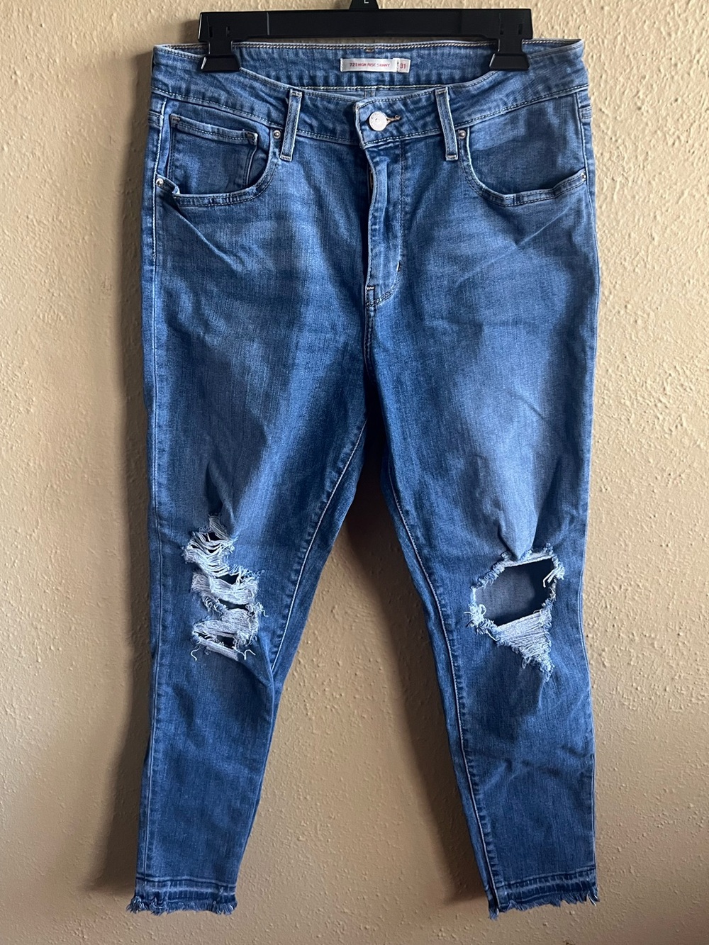 Levi’s Women's Distressed Blue Ripped Skinny Jeans